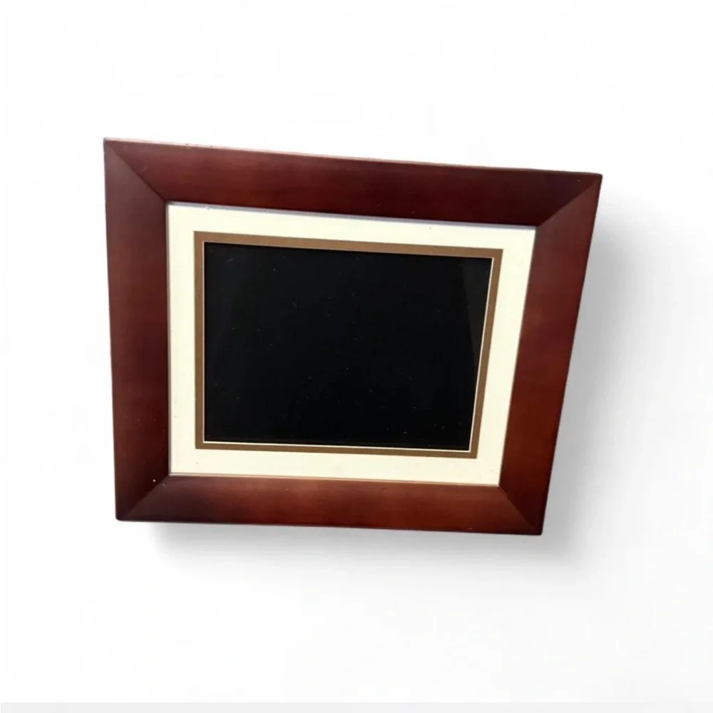 HP 8 inch digital photo Frame